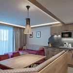 Alpenland מלון 4*