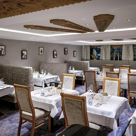 阿尔盆兰德酒店