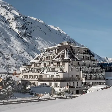 Alpenland 4*