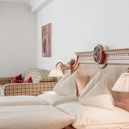 アルペンランド 4*