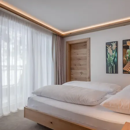 アルペンランド 4* オーバーグールグル