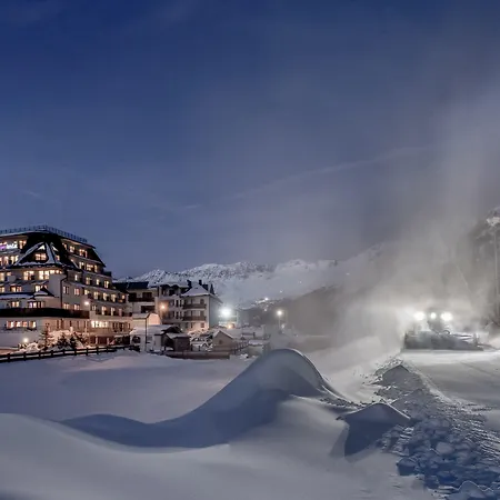 ホテル アルペンランド オーバーグールグル