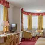 Alpenland Ξενοδοχείο 4*