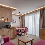 Ξενοδοχείο Alpenland 4*