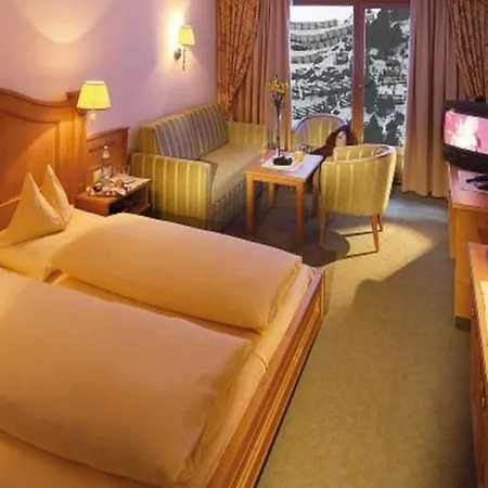 Hotel Alpenland